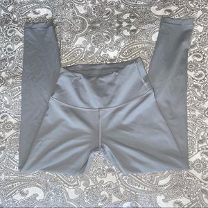 Lululemon Wunder Train Leggings 25” Rhino Grey